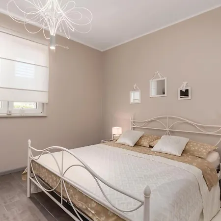 Cozy In Barbat With House Sea View Barbat na Rabu