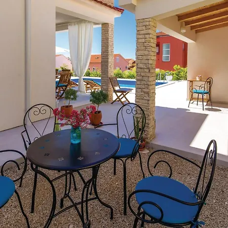 Cozy In Barbat With House Sea View Barbat na Rabu